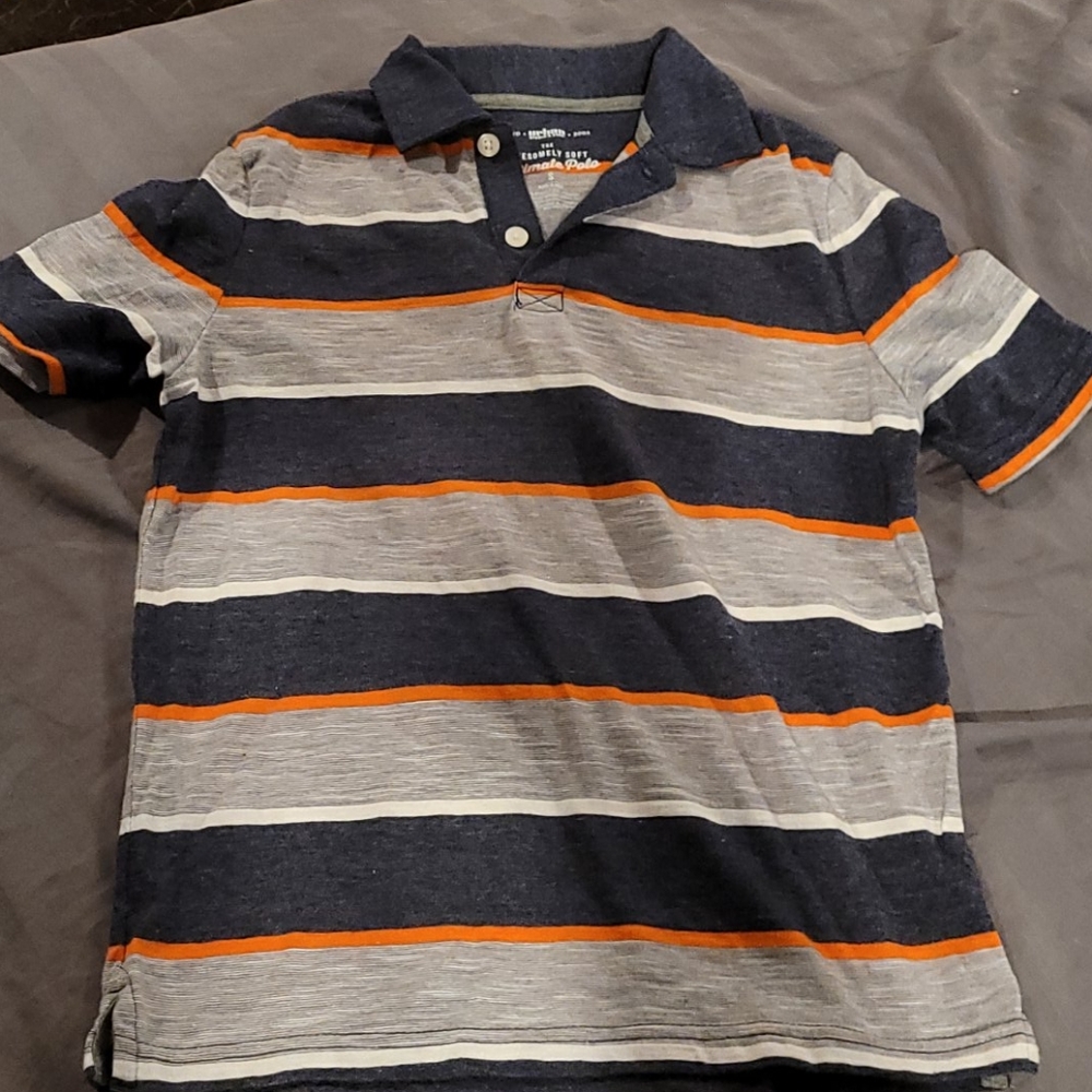 Cute boy's outfit - Picture 2 of 3